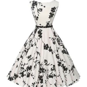 Beautiful swing dress 40/50s style